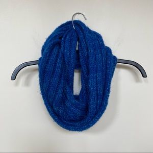 Aeropostale Knit Glitter Infinity Scarf ✨BUNDLE 2 SCARVES FOR $10✨